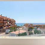 Townhouse 5 Minutes From The * فوينخيرولا