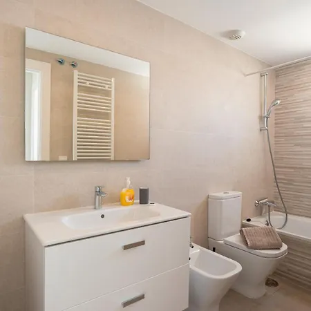 Townhouse 5 Minutes From The