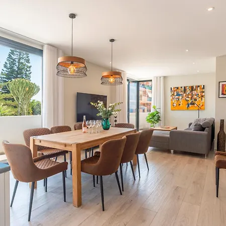 Townhouse 5 Minutes From The * Fuengirola