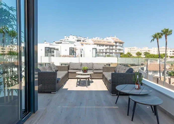 Townhouse 5 Minutes From The *