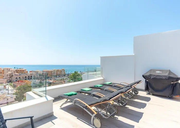 Townhouse 5 Minutes From The *