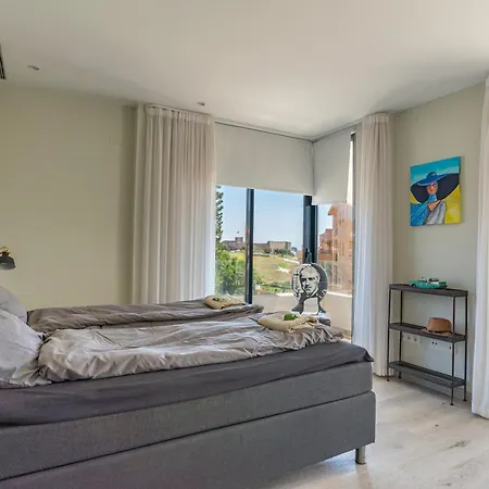 Townhouse 5 Minutes From The 펜션 *