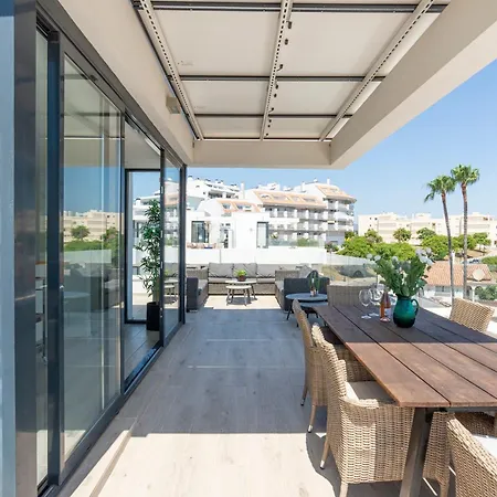 펜션 Townhouse 5 Minutes From The 푸엔히롤라
