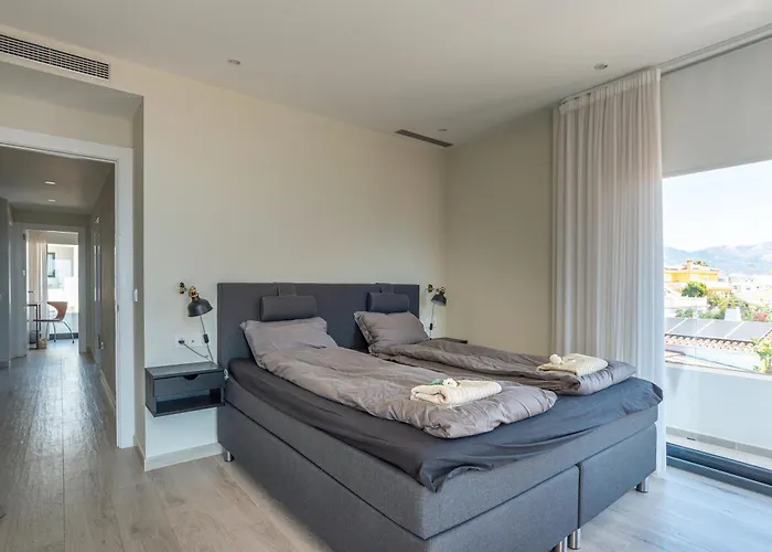 Townhouse 5 Minutes From The Feriehus Fuengirola