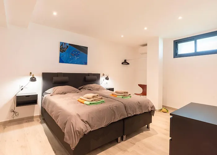 Feriehus Townhouse 5 Minutes From The