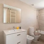 Townhouse 5 Minutes From The