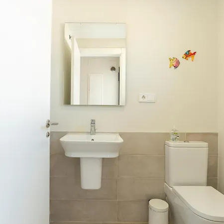 Townhouse 5 Minutes From The