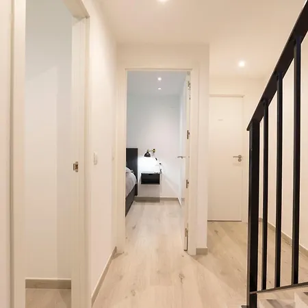 Townhouse 5 Minutes From The Будинок відпочинку *